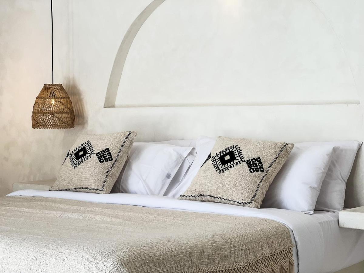 Breathe Boutique Suites Улувату Экстерьер фото