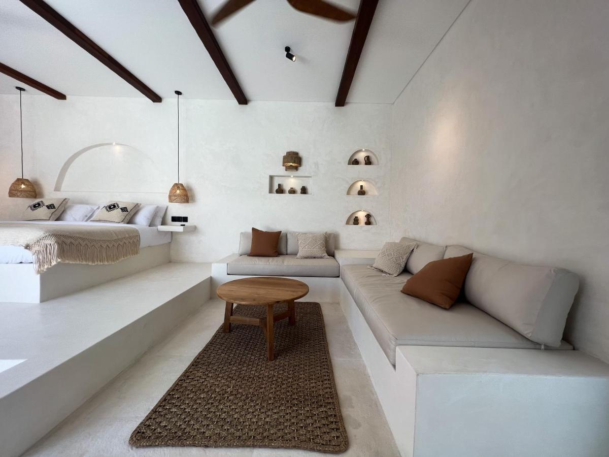 Breathe Boutique Suites Улувату Экстерьер фото