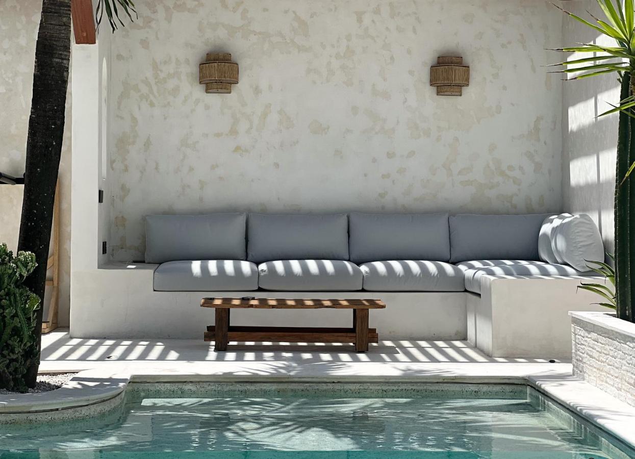 Breathe Boutique Suites Улувату Экстерьер фото