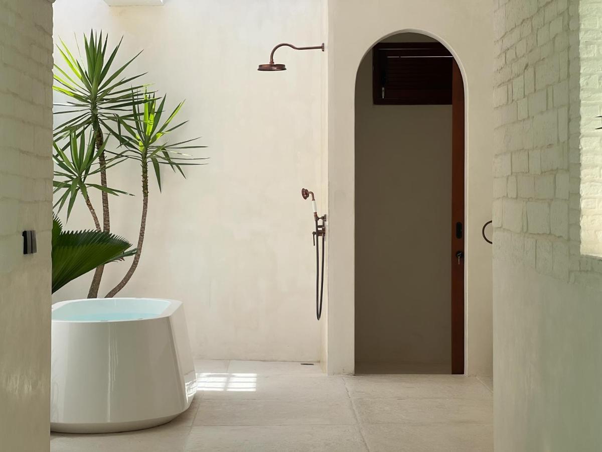 Breathe Boutique Suites Улувату Экстерьер фото